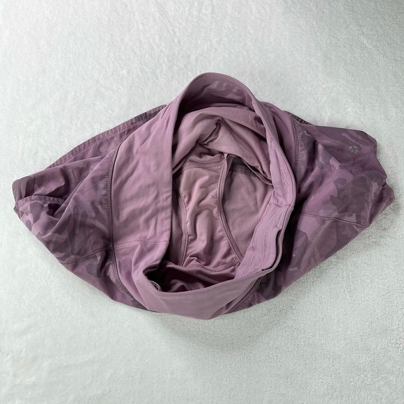 Lululemon Short - 8 - Picture 5 of 6